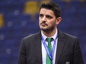 Prof. Nuno Dias eleito melhor treinador de clubes masculinos do mundo